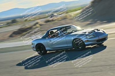 media/Dec-13-2025-Extreme Speed (Sat) [[d129ecb0b9]]/Beginner/Session 3 (Turn 5)/